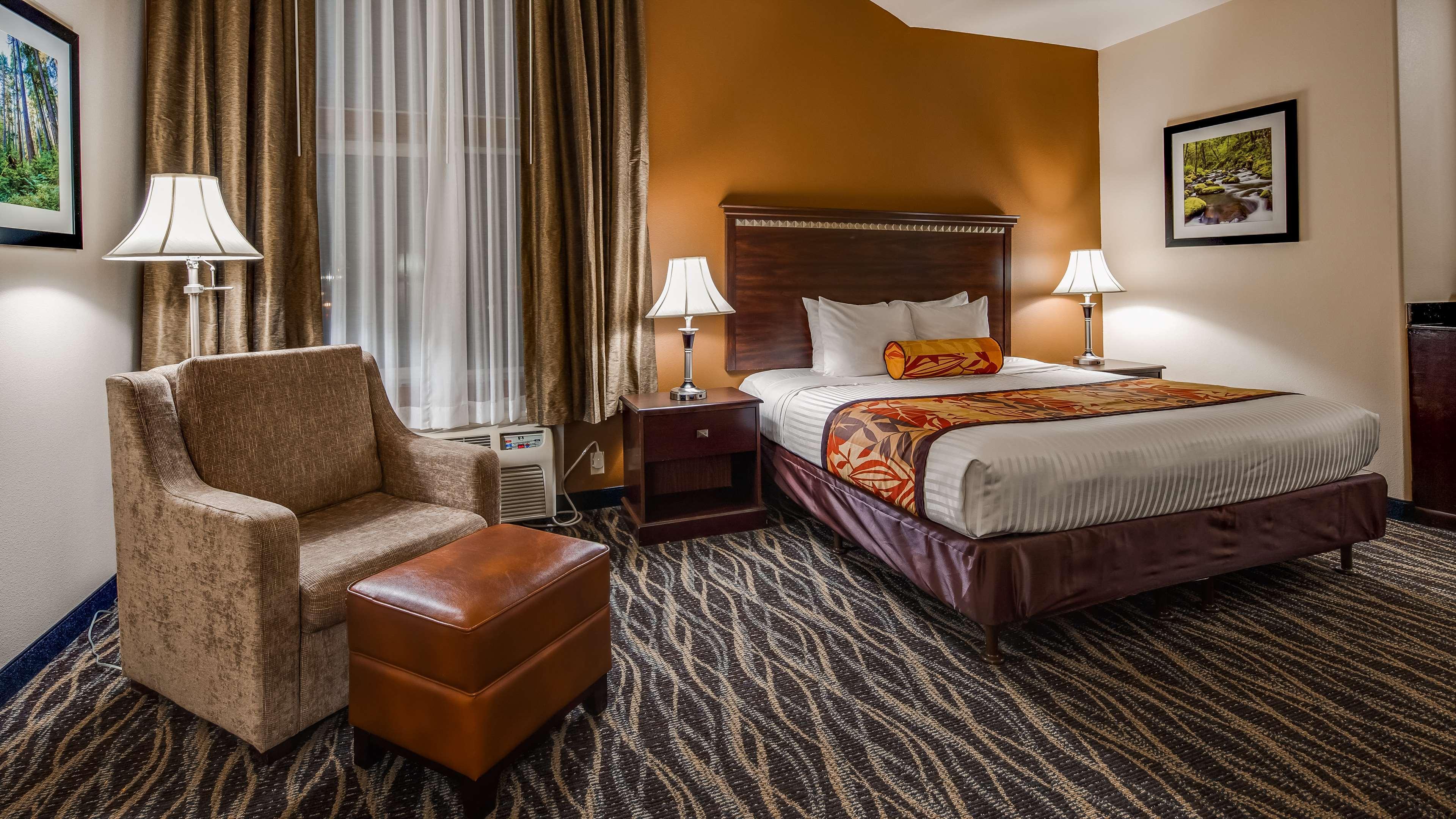 Best Western Plus Battleground Inn & Suites Battle Ground Eksteriør bilde