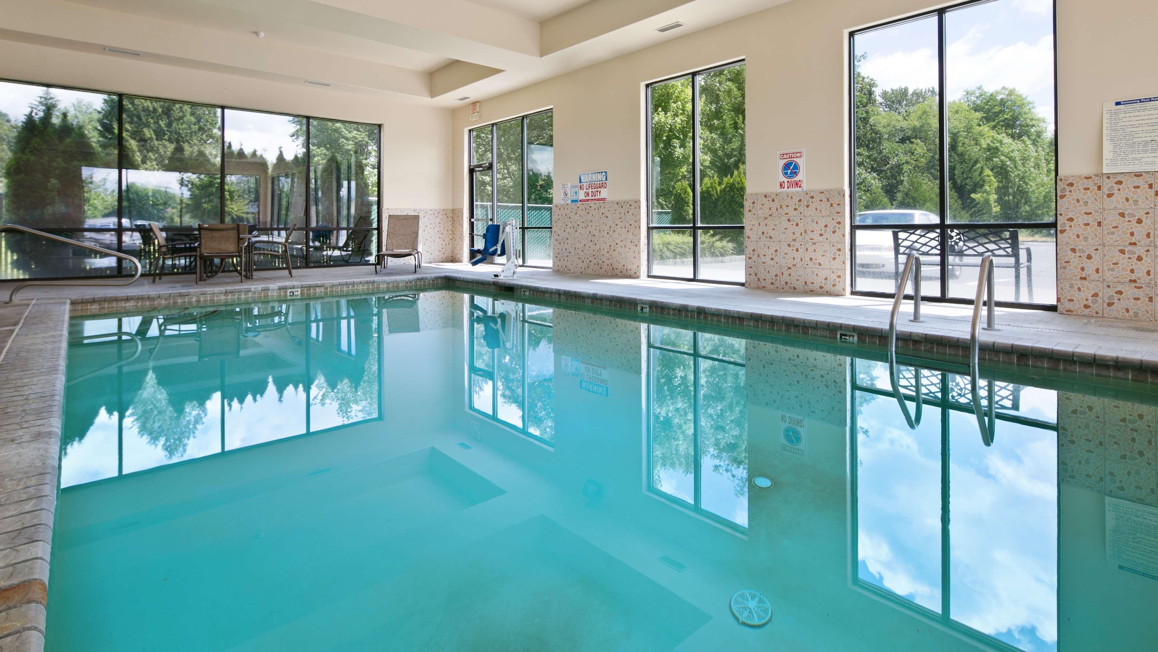 Best Western Plus Battleground Inn & Suites Battle Ground Eksteriør bilde
