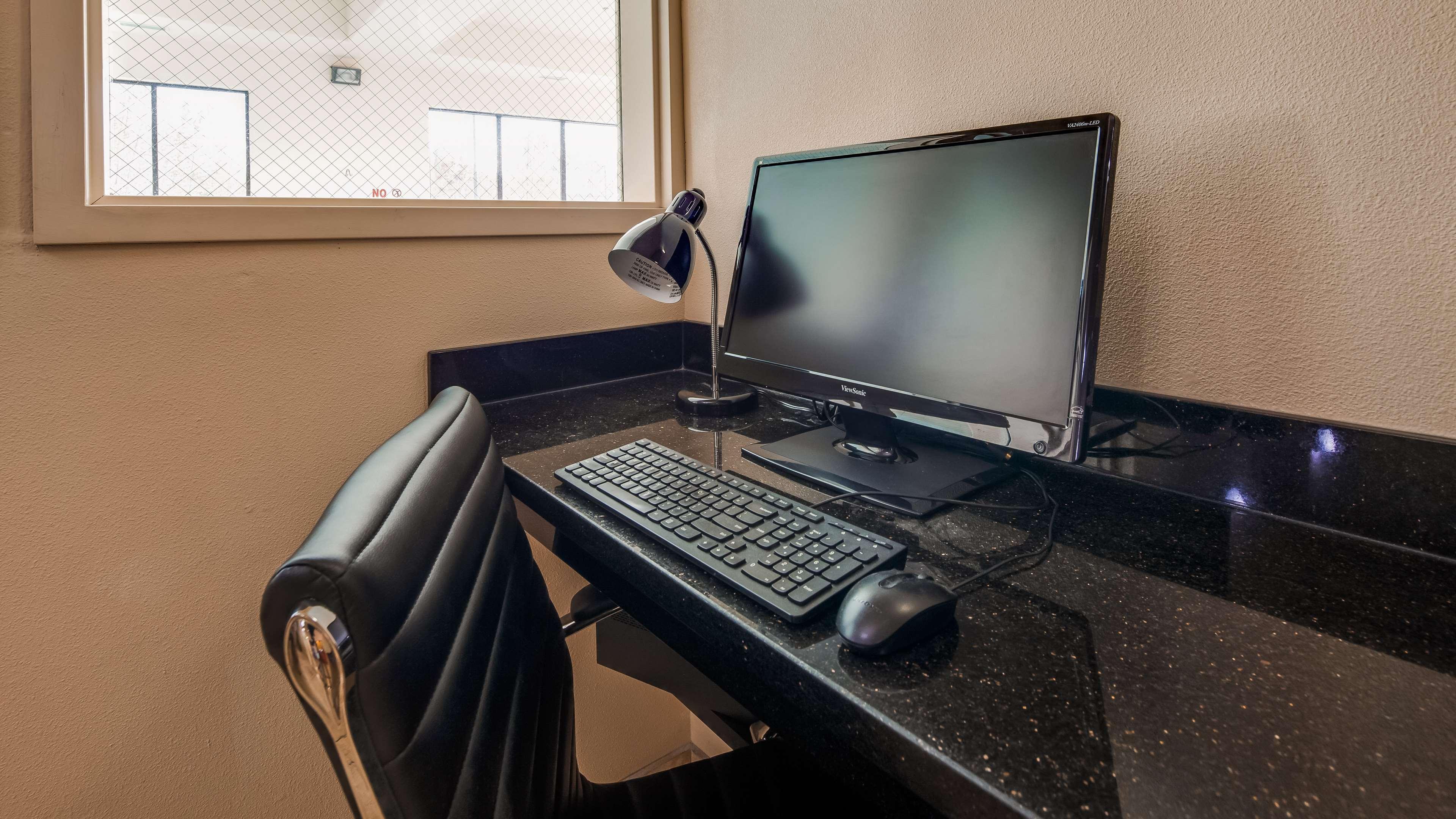 Best Western Plus Battleground Inn & Suites Battle Ground Eksteriør bilde