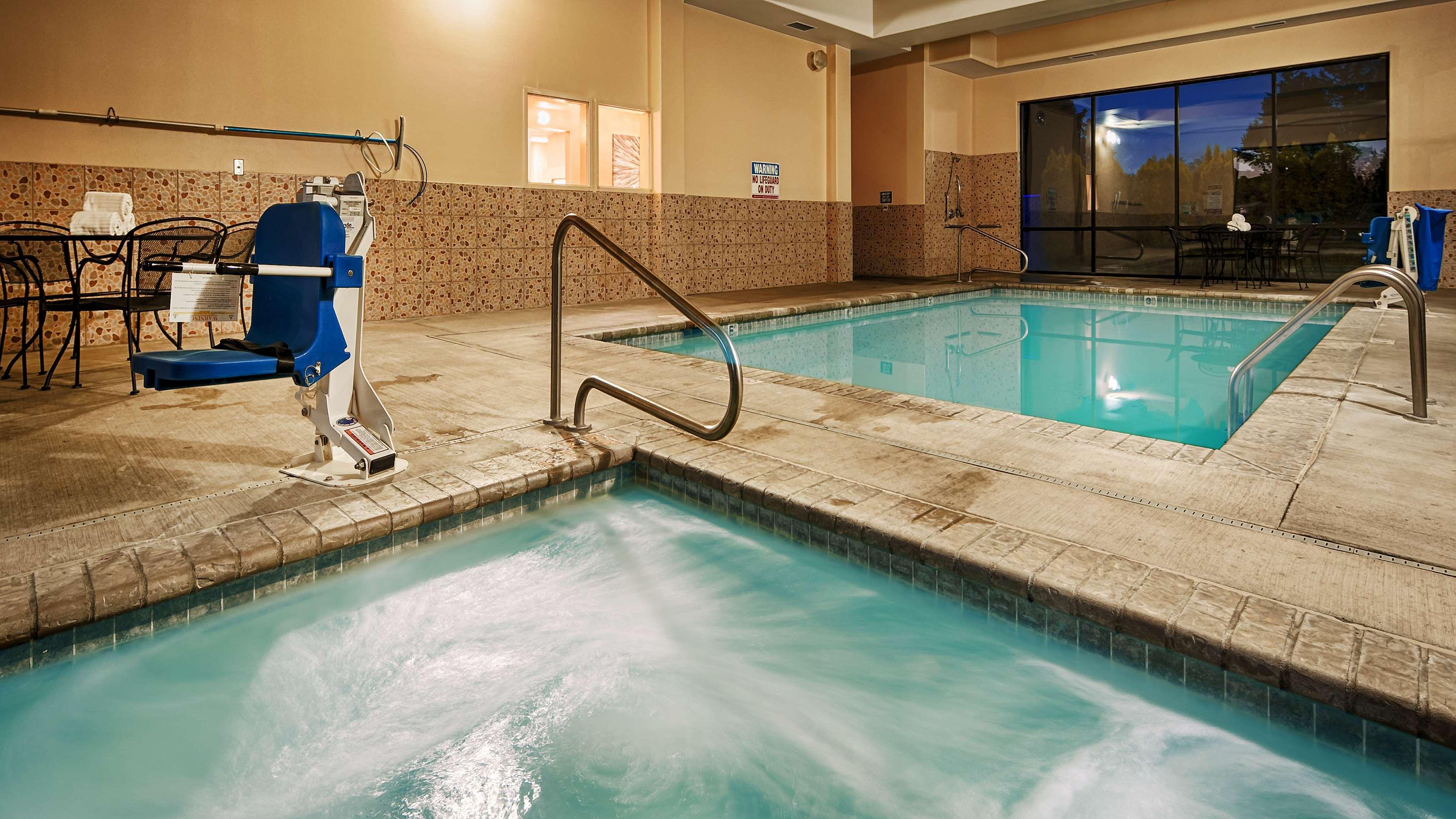 Best Western Plus Battleground Inn & Suites Battle Ground Eksteriør bilde