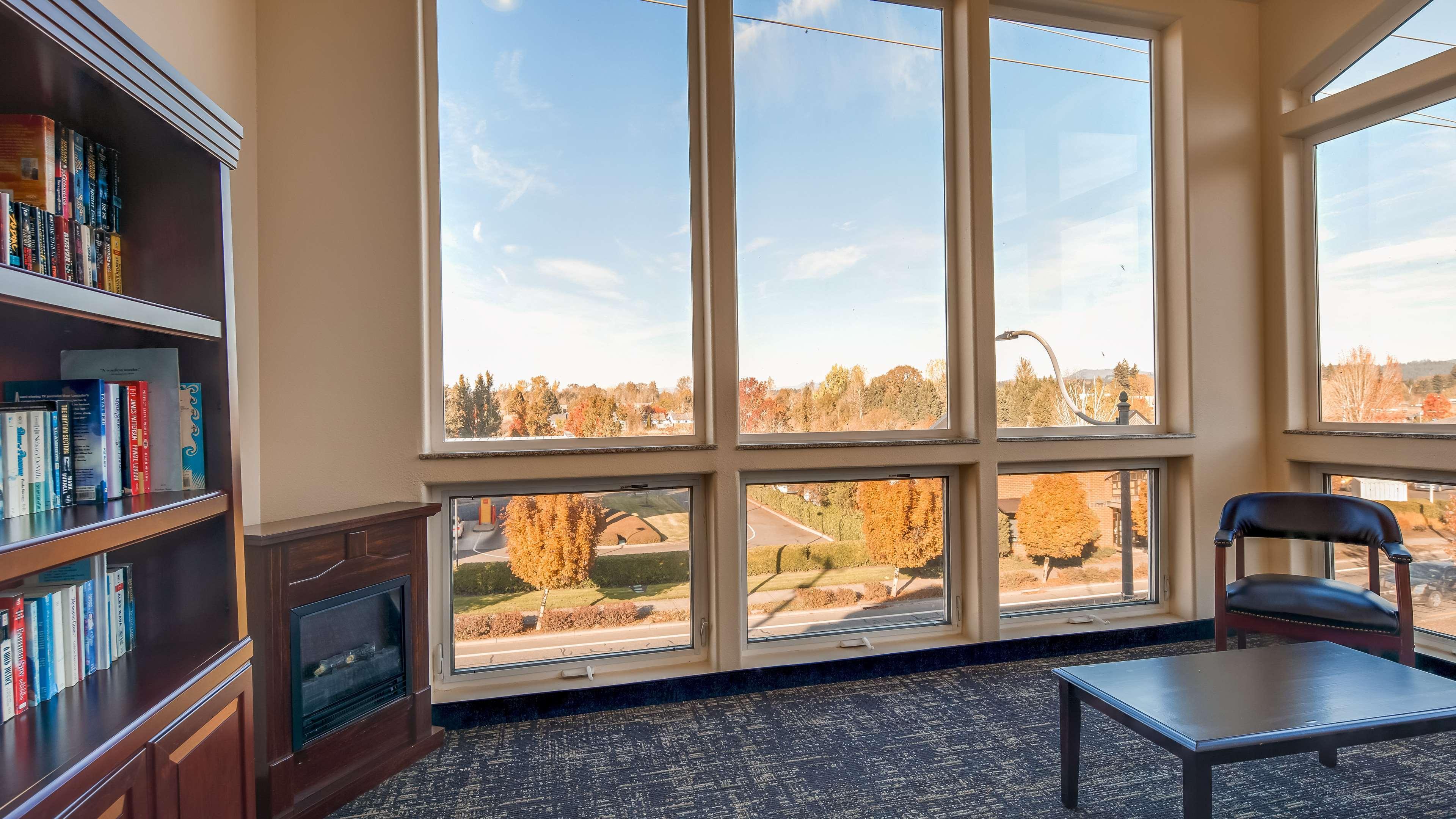Best Western Plus Battleground Inn & Suites Battle Ground Eksteriør bilde